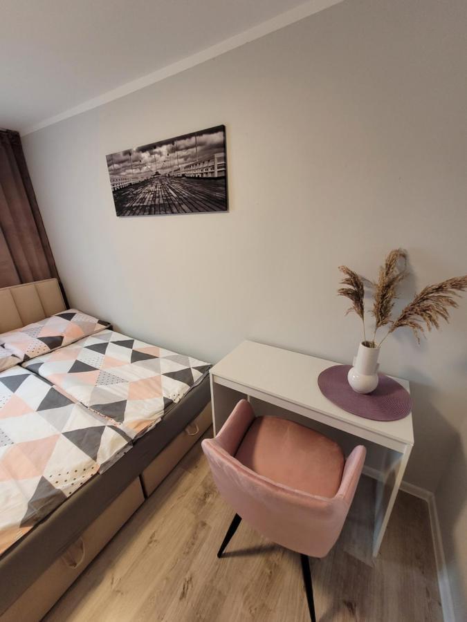 Appartamento Pokoje E&J Miedzyzdroje Esterno foto